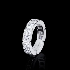 Regina 5mm Ring (Diamonds)