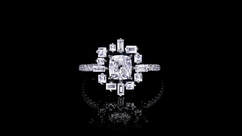 Stella Engagement Ring | 1.00ct Cushion Diamond