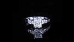 Upswept 1.51ct Radiant cut Diamond Engagement Ring